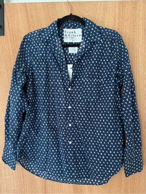 Frank & Eileen “Eileen” button down blue print shirt relaxed Italian NWT- S